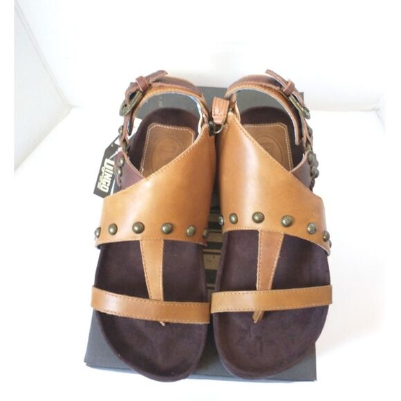 New! DINGO Sage Brush Women's Sandals Studded Open-Toe Flat Sandals Size 8.5 - Picture 1 of 5